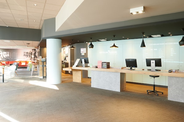 ibis Lyon Gerland Musée des Confluences accepte les chiens à Lyon