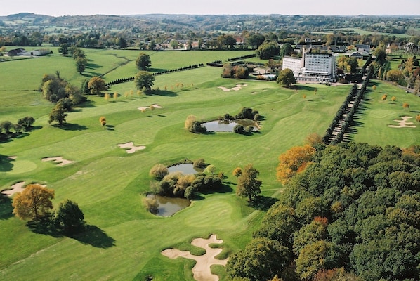 Hôtel Les Dryades Golf & Spa accepte les chiens à Pouligny-Notre-Dame