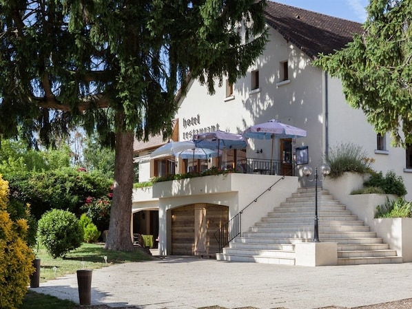 Hôtel Restaurant La Bonne Etape accepte les chiens à Amboise
