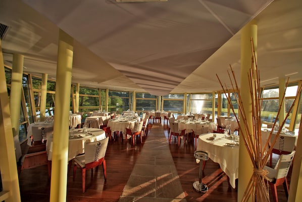 Hôtel Restaurant des Lacs d'Halco accepte les chiens à Hagetmau