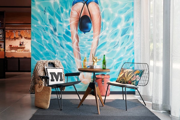 Moxy Sophia Antipolis accepte les chiens à Biot