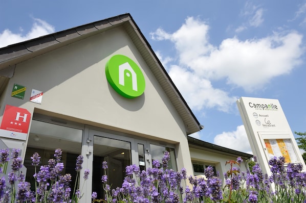 Campanile Pont A Mousson accepte les chiens à Lesmenils