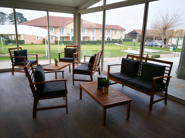 Best Western Golf D'albon accepte les chiens à Albon