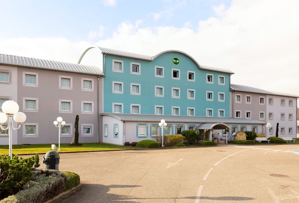 B&B Hotel Strasbourg Aéroport accepte les chiens à Holtzheim