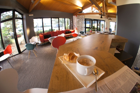 ibis Angouleme Nord accepte les chiens à Champniers