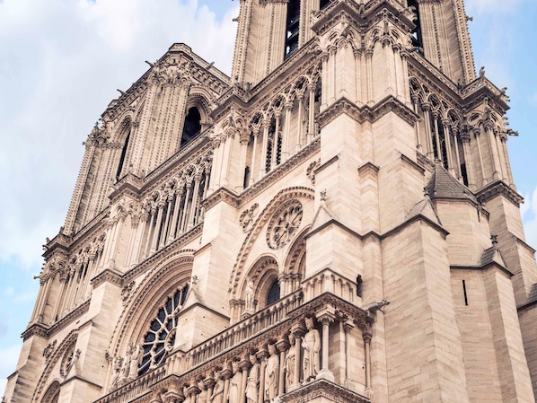 ibis Epinay sur Seine accepte les chiens à Epinay-sur-Seine