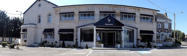 Hôtel de la Paix accepte les chiens à Bapaume