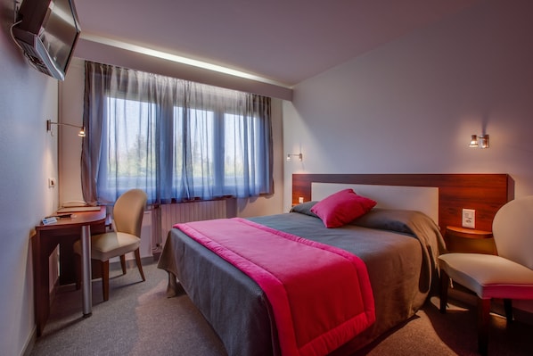 Hotel Le Pacifique accepte les chiens à Riom