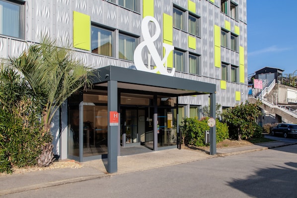 B&B Hotel Orly Rungis Aéroport 2 accepte les chiens à Rungis