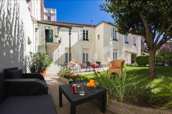 Hotel De Naples accepte les chiens à Vichy