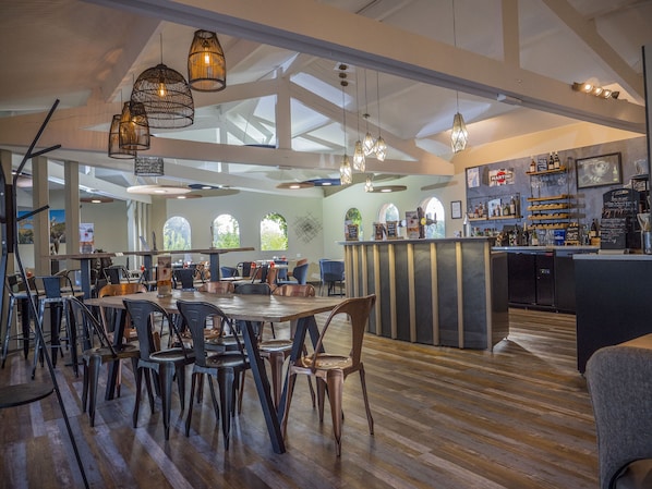 Logis Hotel Uzes Pont du Gard accepte les chiens à Uzès