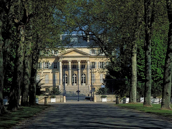 ibis Bordeaux Centre Gare Saint Jean accepte les chiens à Bordeaux
