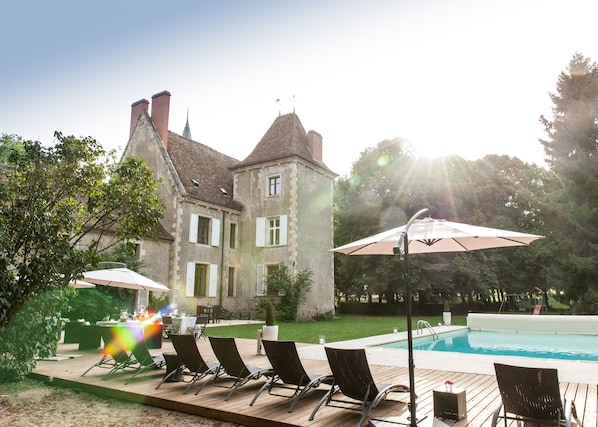 Chateau Le Sallay accepte les chiens à Saincaize-Meauce