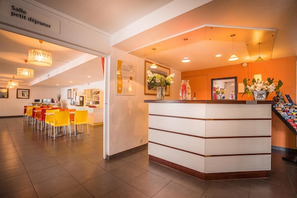 Hotel Premiere Classe Orly Rungis accepte les chiens à Rungis