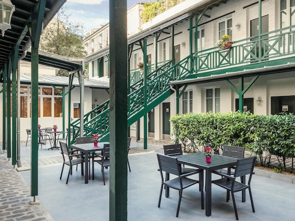 ibis Paris Levallois Perret accepte les chiens à Levallois-Perret