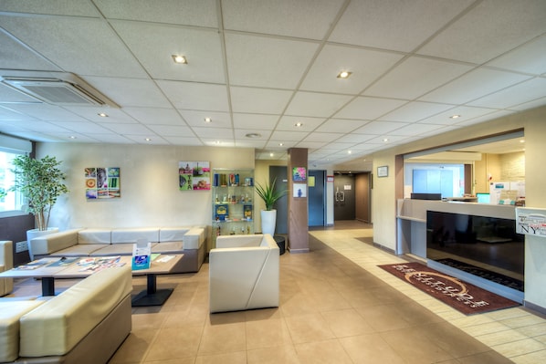 Zenitude Hôtel-Résidences Antibes Le Maestria accepte les chiens à Antibes