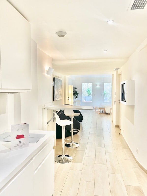 Traverse des Artistes accepte les chiens à Cannes