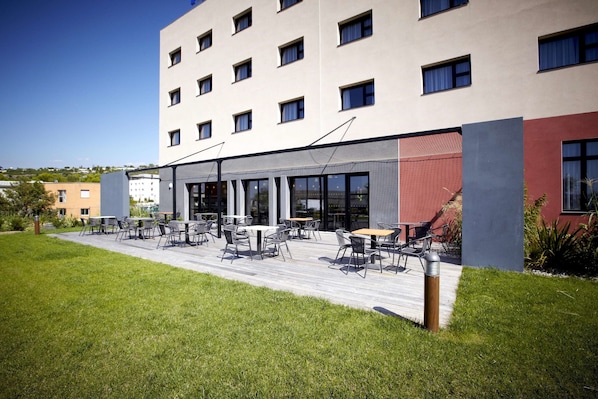 Holiday Inn Express Marseille Airport, an IHG Hotel accepte les chiens à Vitrolles