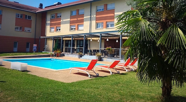 Le Domaine des Fontaines accepte les chiens à Bernin