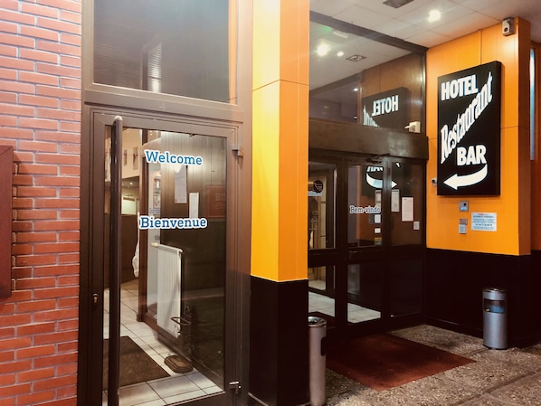 Firmhotel accepte les chiens à Firminy