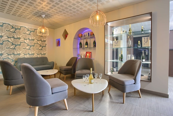 Sure Hotel by Best Western Reims Nord accepte les chiens à Saint-Brice-Courcelles