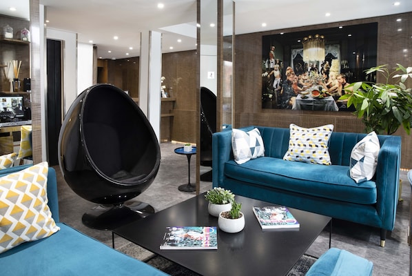 Hôtel de la Gaîté accepte les chiens à Paris