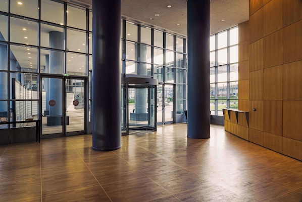 The Atrium Hotel & Conference Centre Paris CDG Airport, by Penta accepte les chiens à Roissy-en-France