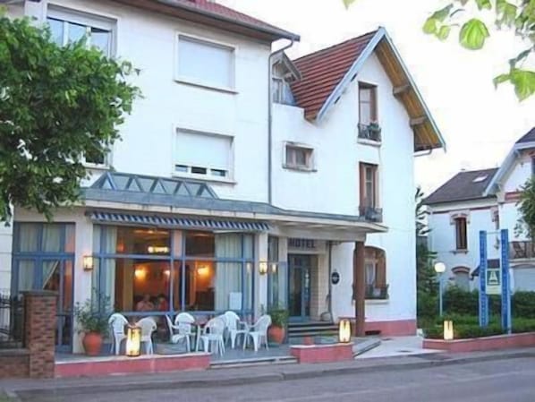 Hotel le Chalet Vitellius accepte les chiens à Vittel