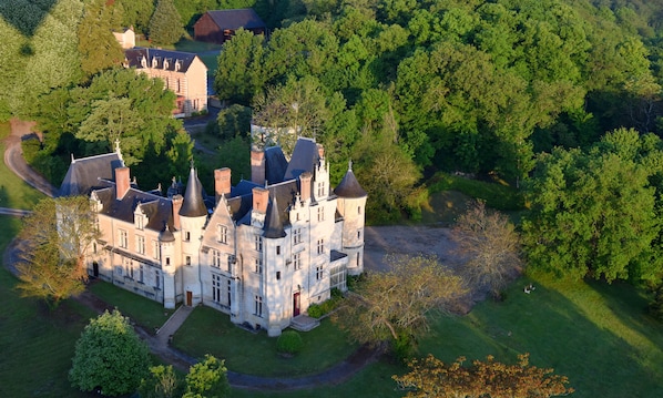 Château de Brou accepte les chiens à Noyant-de-Touraine