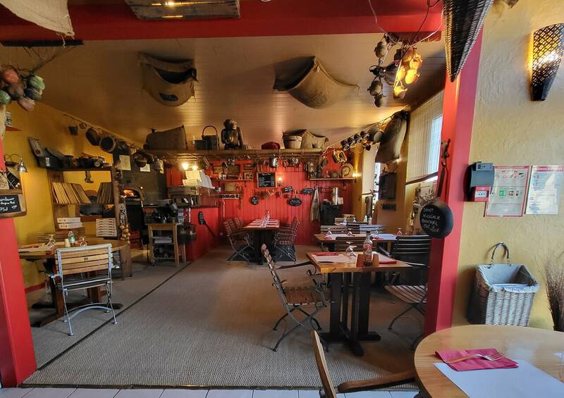 Restaurant La Girafe Pizzeria au feu de bois accepte les chiens à Provenchères-et-Colroy