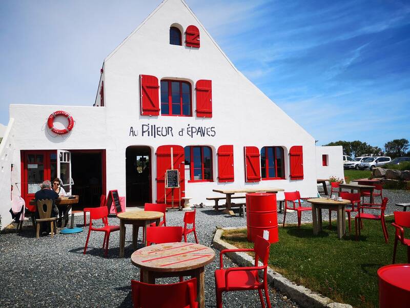 Au Pilleur D'Epaves accepte les chiens à Cleden-Cap-Sizun