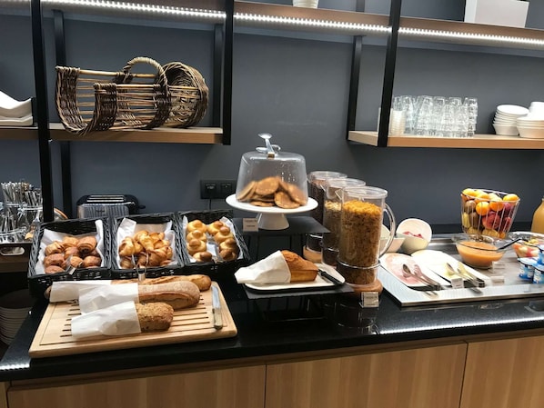 Campanile Chartres Centre - Gare - Cathédrale accepte les chiens à Chartres