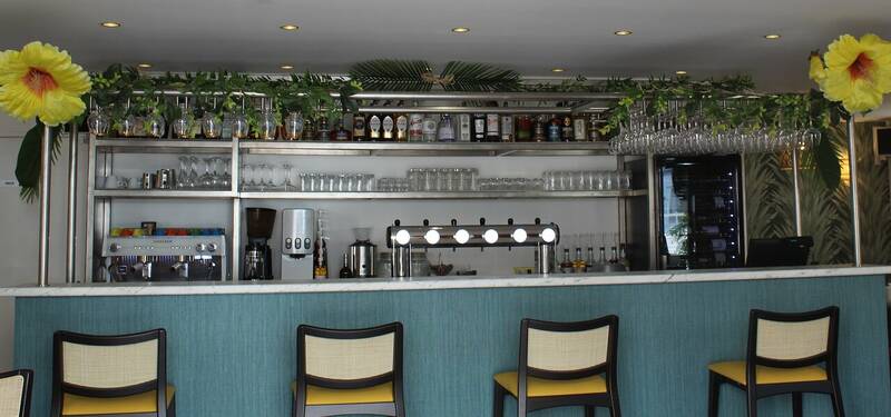 Les Halles Bar-Brasserie accepte les chiens à Fontenay-le-Comte