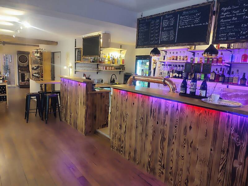 Le Shelby, Cave & Bar accepte les chiens à Grand Fougeray