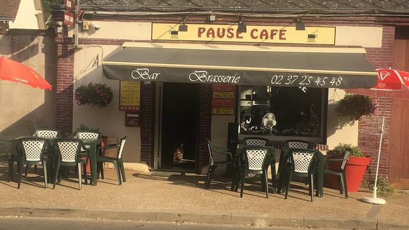 Pause Cafe accepte les chiens à Bailleau-le-Pin