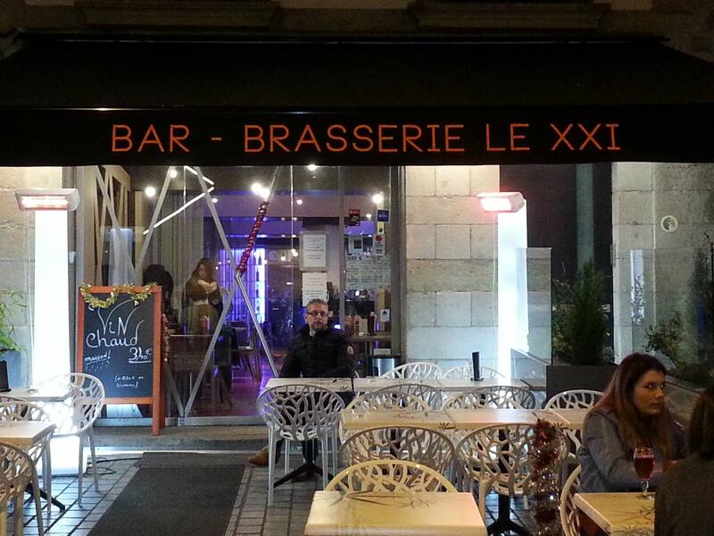 Bar Brasserie le 21ème accepte les chiens à Quimper