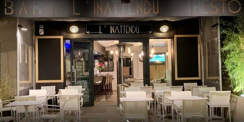 L'inattendu accepte les chiens à Forcalquier