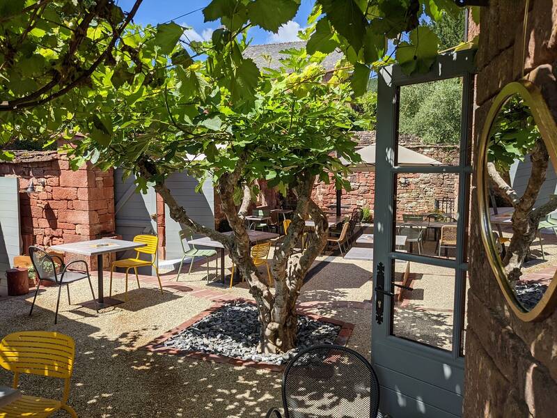 À L'ombre Du Figuier accepte les chiens à Collonges-la-Rouge