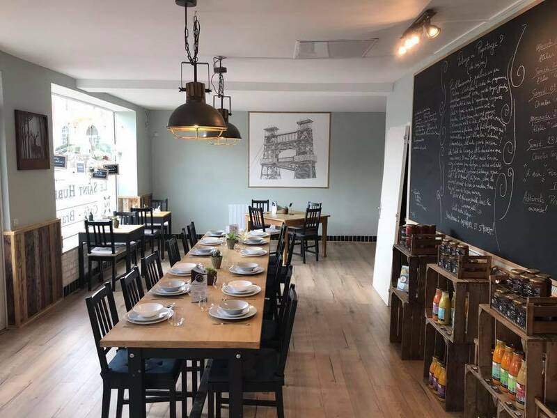 Ménadel et Saint-Hubert accepte les chiens à Loos en Gohelle