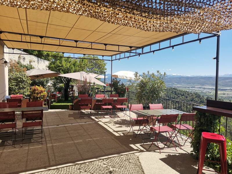 La Terrasse de Lurs accepte les chiens à Lurs