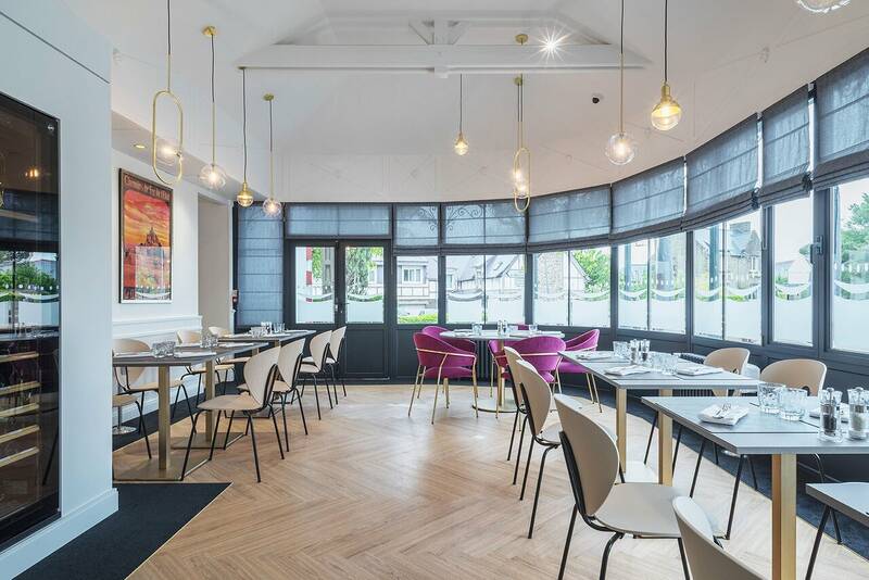 Bistrot 1936 accepte les chiens à Saint-Meloir-des-Ondes