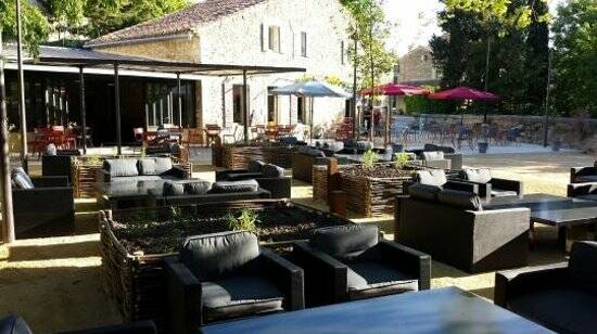 Bistrot Sidoine accepte les chiens à Saint-Restitut