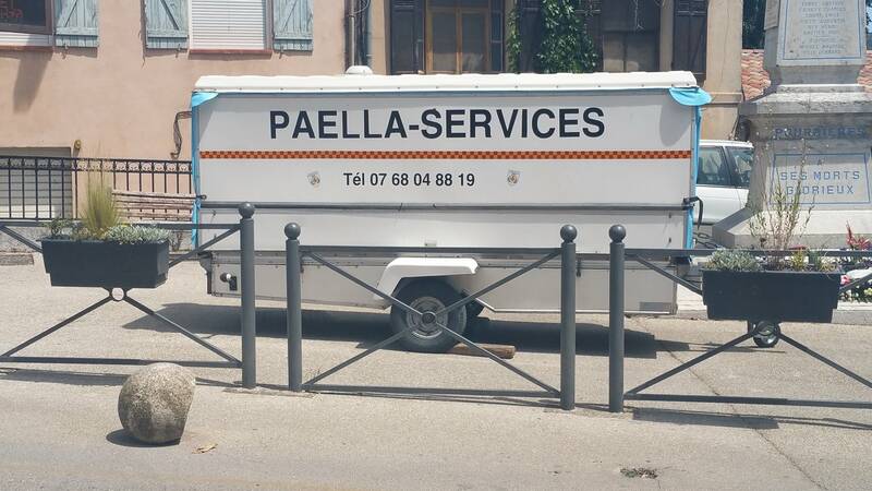Paella-Service accepte les chiens à Pourrieres