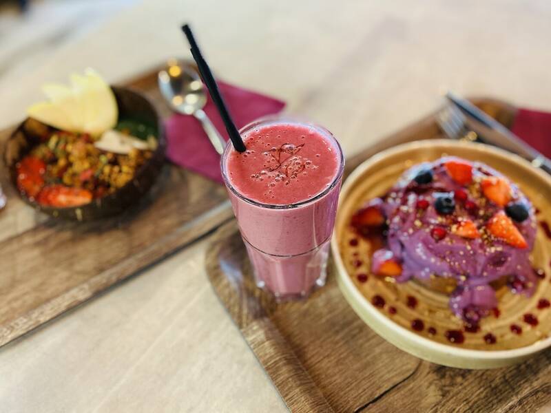 Pura Vida accepte les chiens à Annecy