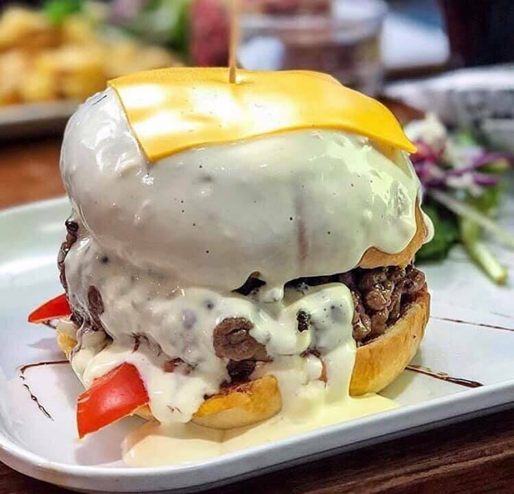 Restaurant Le Saint Georges Bordeaux accepte les chiens à Bordeaux