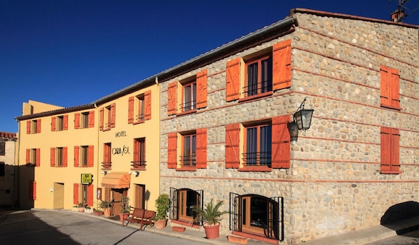 Hôtel Logis Carasol accepte les chiens à Elne