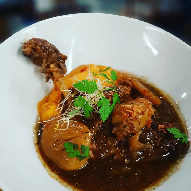 Simply french accepte les chiens à Martigues