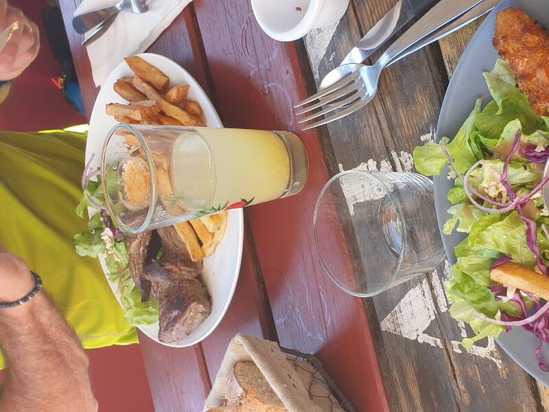 Le Bistrot du Port accepte les chiens à Sauzon