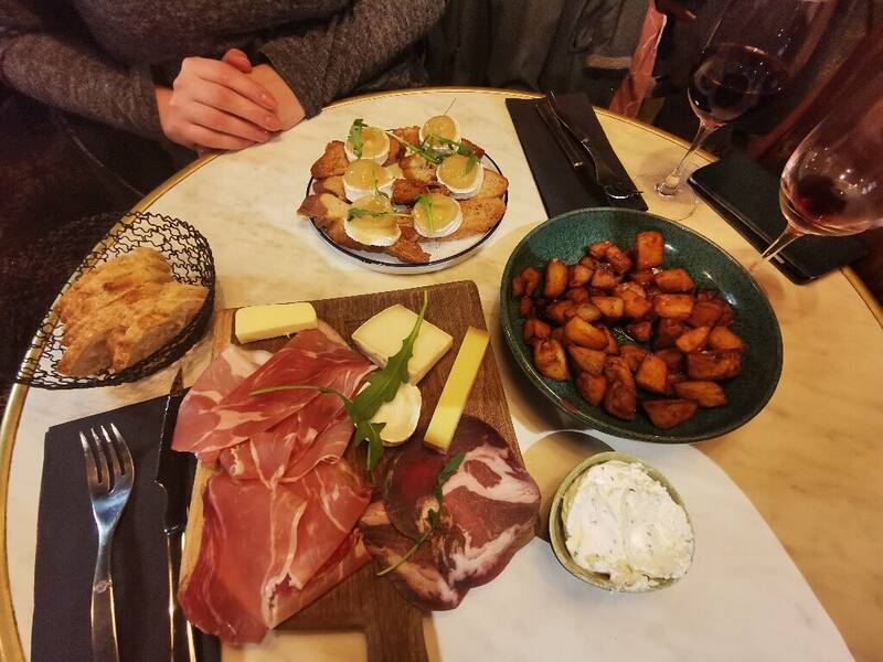 Napoleone accepte les chiens à Nantes