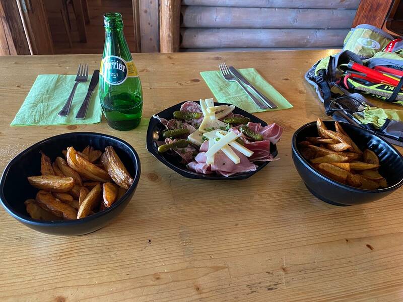 Le Schuss Aime 2000 accepte les chiens à Macot-la-Plagne